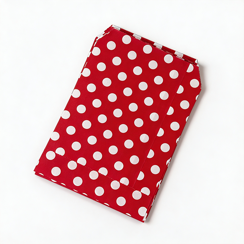 10 Polka Dot Label Gift Bags