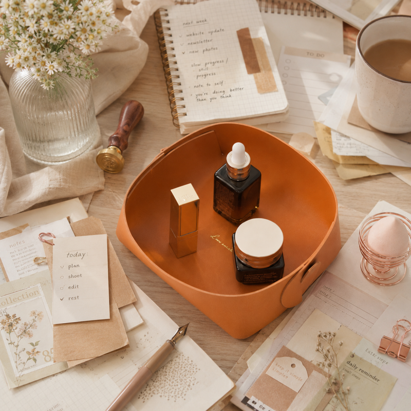 Rounded Leather Look Catchall Tray