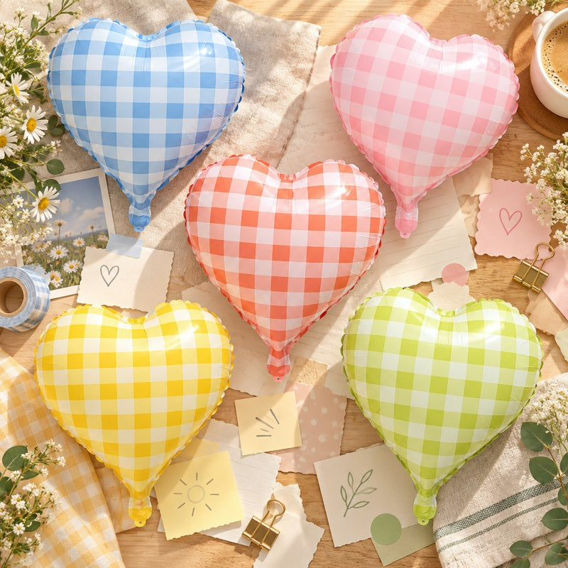 18-Inch Plaid Heart Foil Balloons – Pack of 50