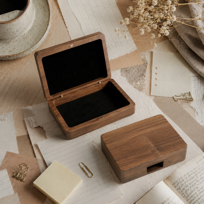 Hinged Presentation Wooden Card Box