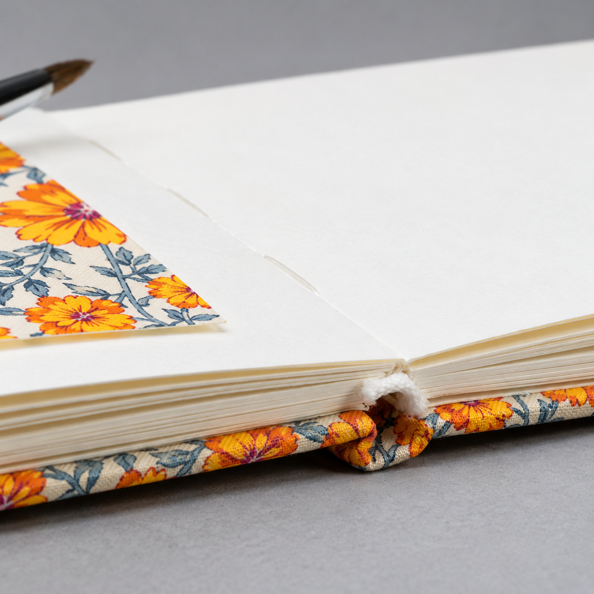 Fabric Cover Fine-Grain Watercolor Sketchbook