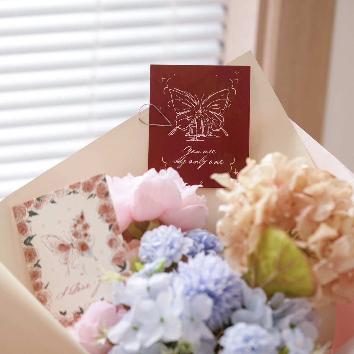 Romantic Rose Bouquet Cards